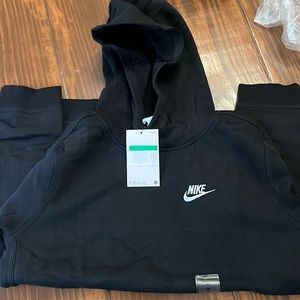 NWT Nike Boys Hoodie XL